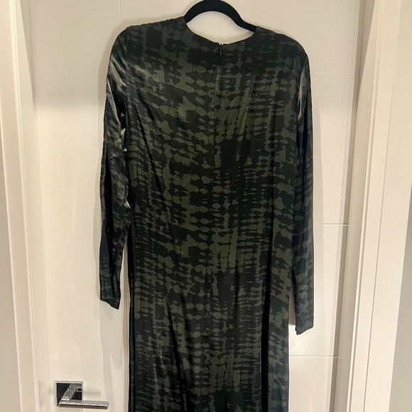 Small Zara midi/maxi dress - Picture 1 of 3